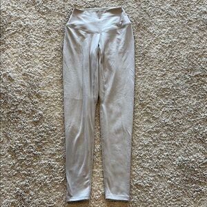 High-Waisted Light Gray Leggings